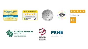 Auszeichnungen und Zertifikate für eine Fernuniversität, einschließlich "Beliebteste Fernuniversität 2025" und "Klimaneutrales Unternehmen".