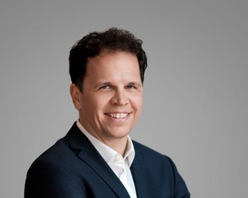SRH Fernhochschule | Prof. Dr. Stefan Ingerfurth